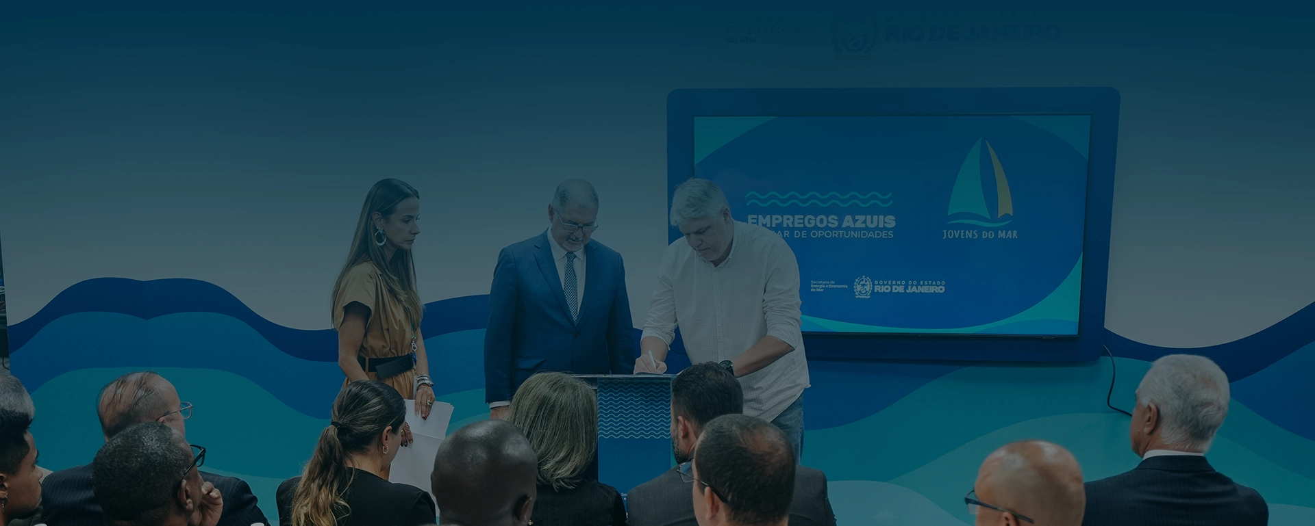 LAMCE firma acordo com a SEENEMAR