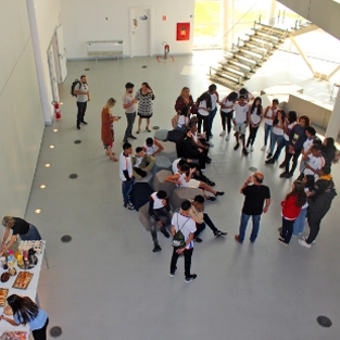 E.M. Professora Eliana de Souza Papaléo Moura